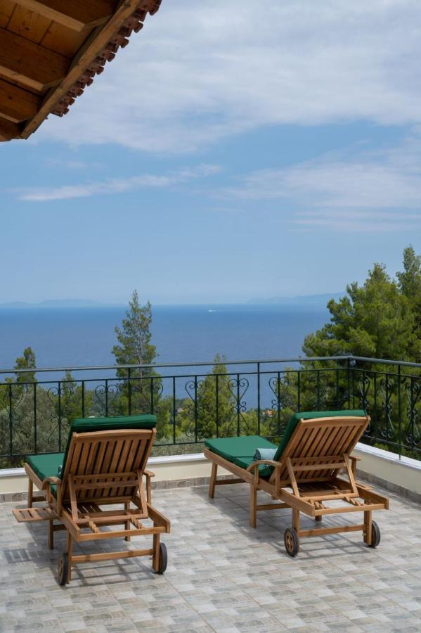 Dream House Capturing The Magic Of Nature Vlachia Exterior photo